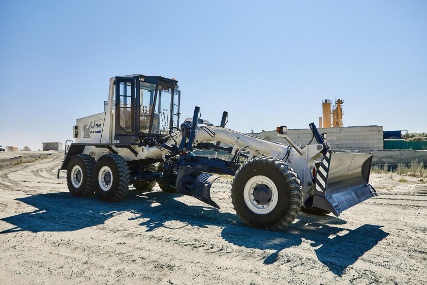 UMG ДЗ-98в автогрейдер