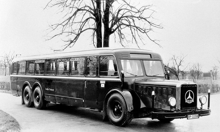 Mercedes-Benz o 10000