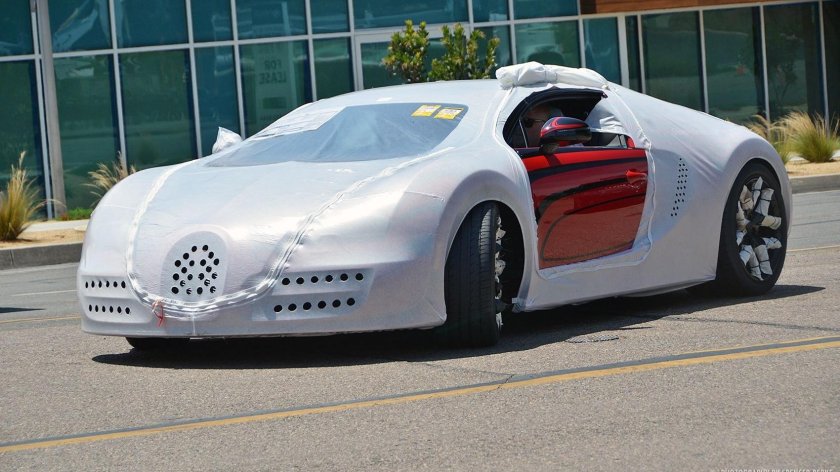 Бугатти Вейрон 2021