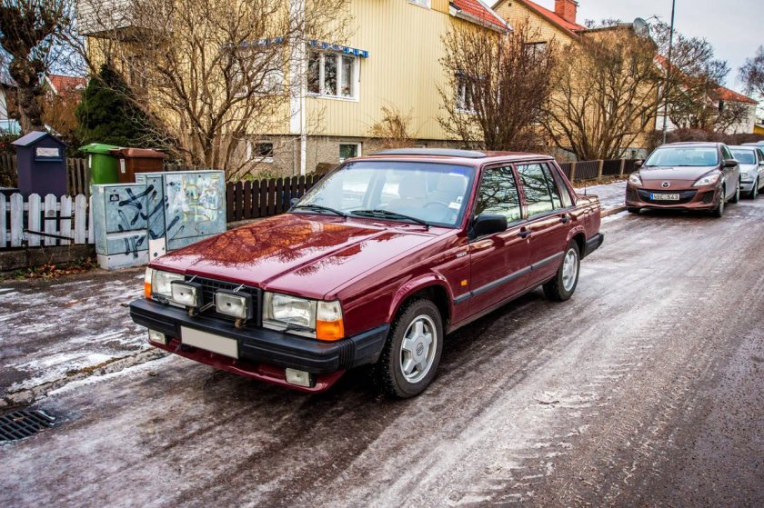 Volvo 740 2.3