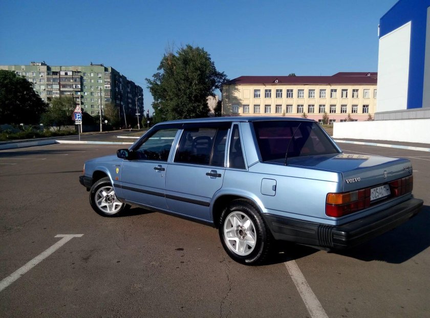 Volvo 740 r