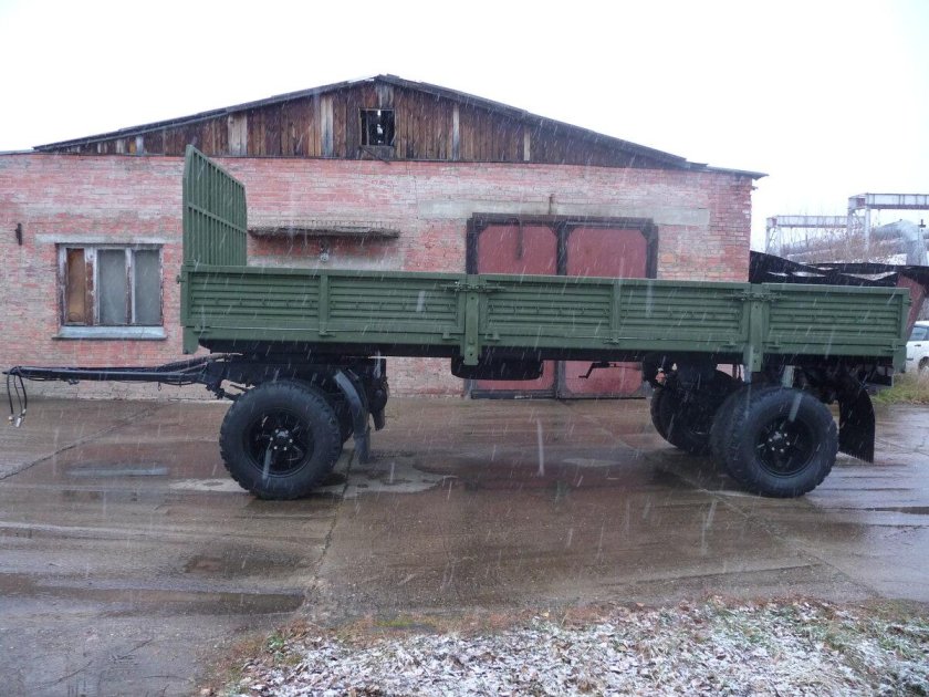 Прицеп бортовой маз 8926