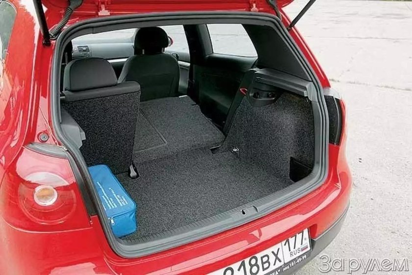 VW Golf 5 хэтчбек багажник