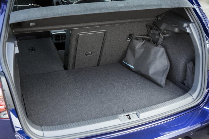 Volkswagen Golf багажник