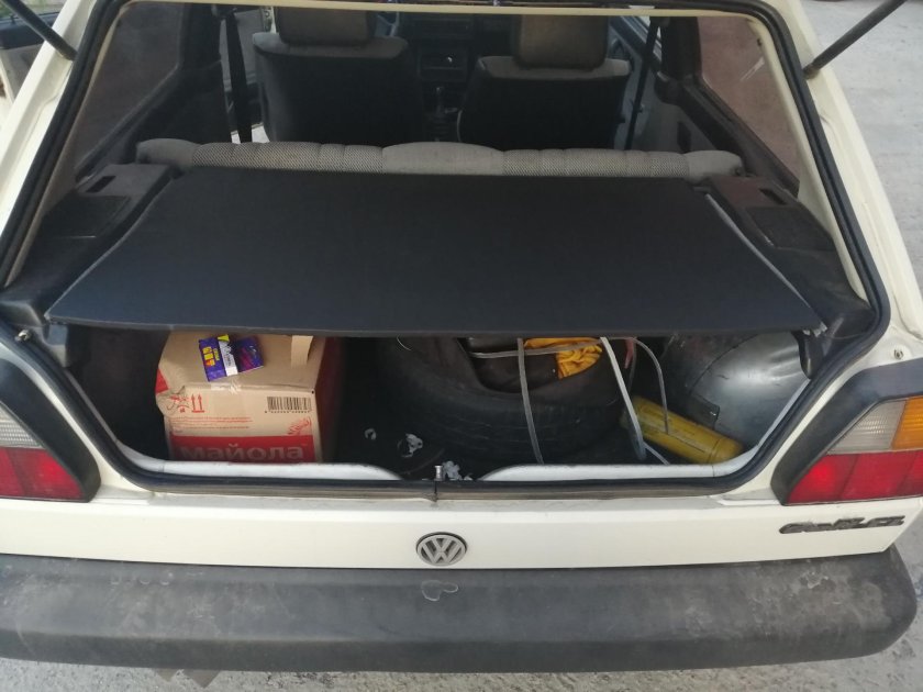 Полка багажника Фольксваген гольф 3