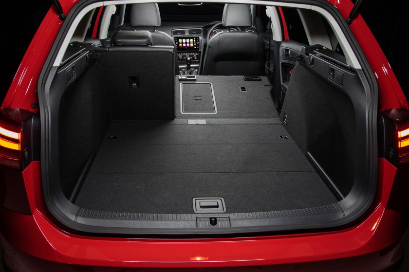 Volkswagen Passat Alltrack багажник