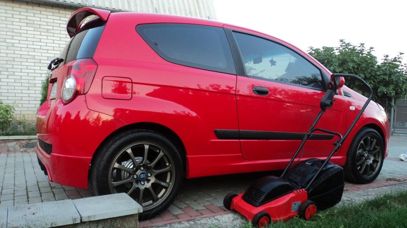 Шевроле Авео т255 хэтчбек