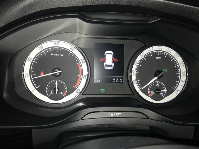 Приборная панель Skoda Kodia