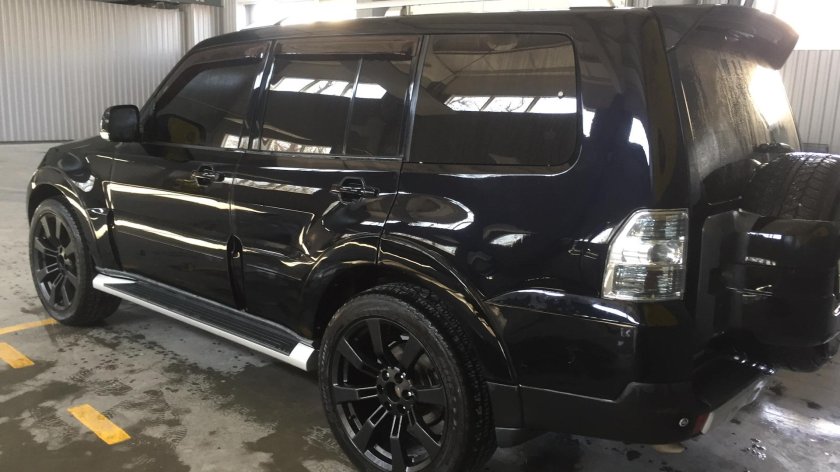 Митсубиси Паджеро на r22