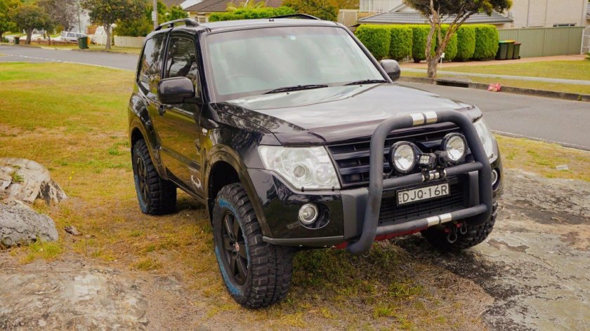 Mitsubishi Pajero 4 off Road