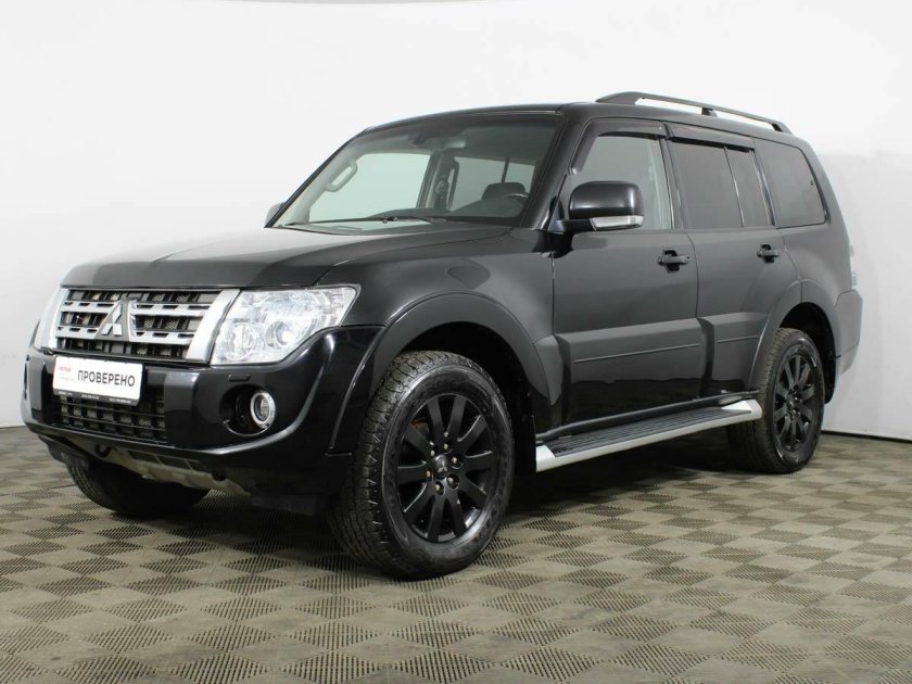 Mitsubishi Pajero 4 2013