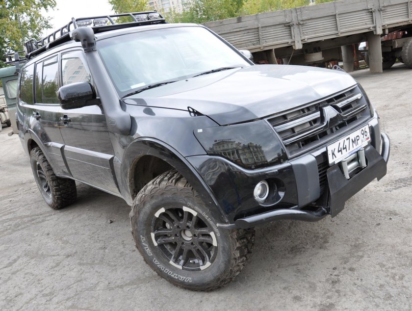 Mitsubishi Pajero 3 Offroad Tuning