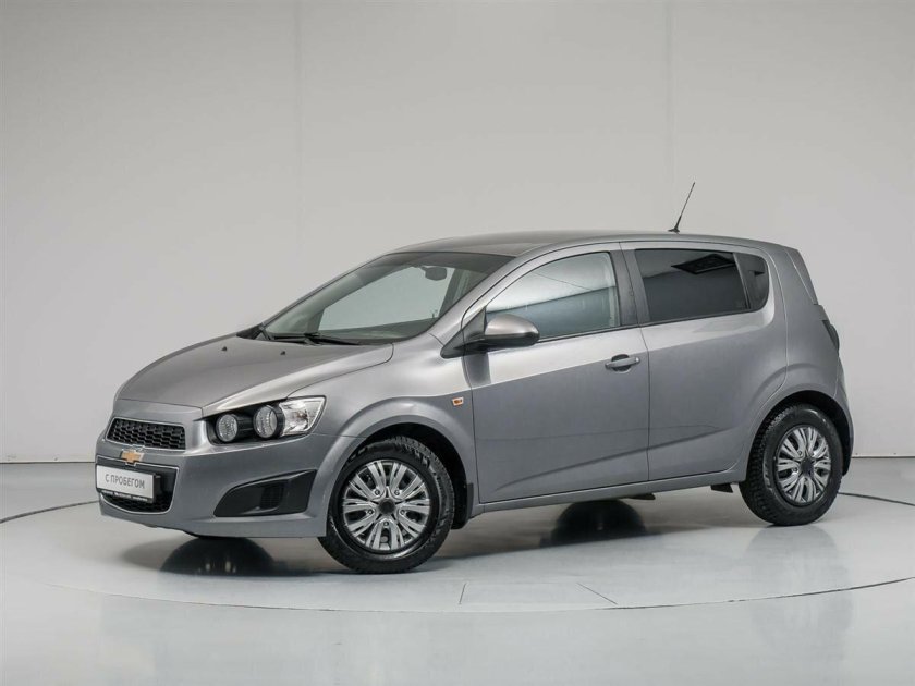 Chevrolet Aveo 2012 хэтчбек