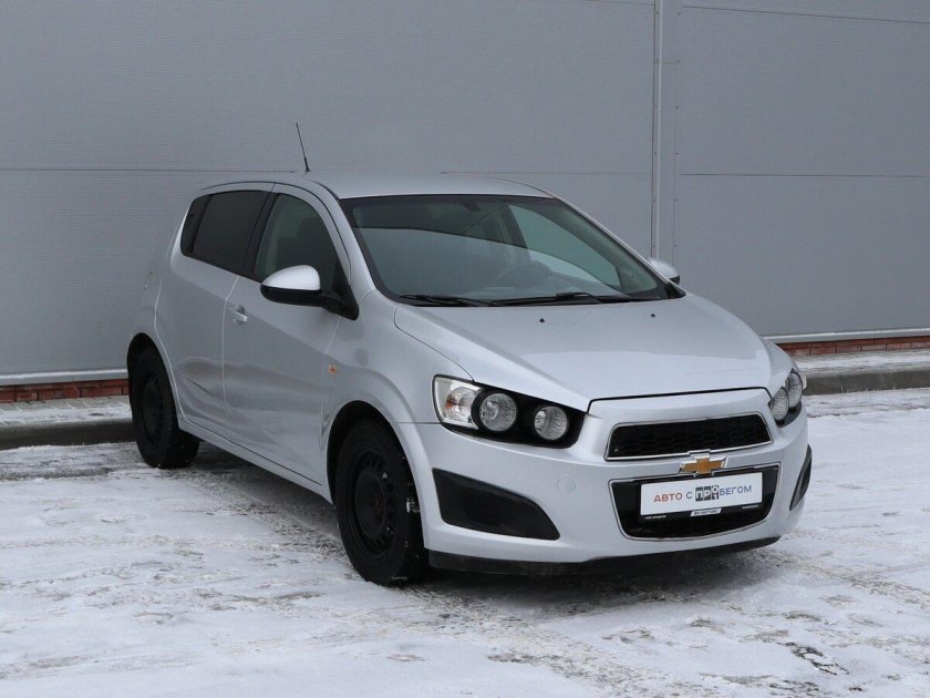 Шевроле авео хэтчбек 2013