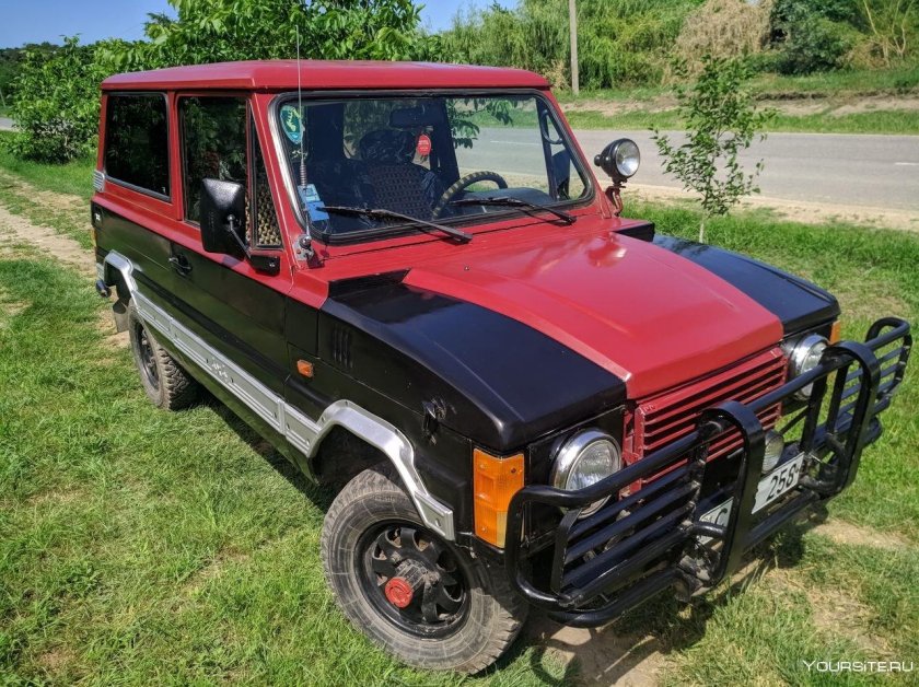 Румынский джип Аро