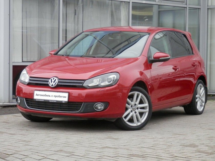 Golf 6 красный