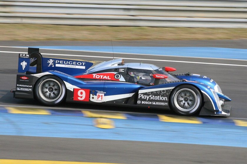 Peugeot lmp1