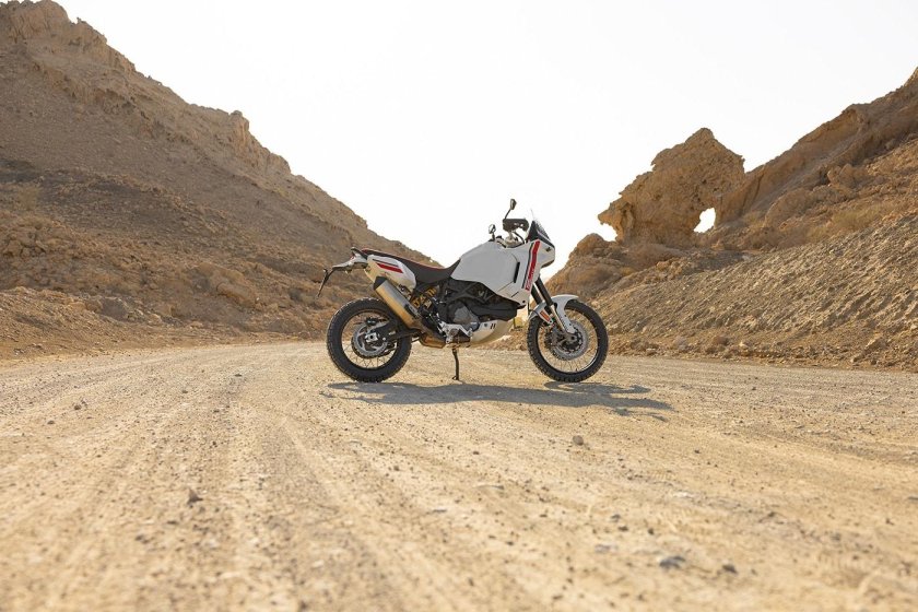 Ducati Desert x 2022