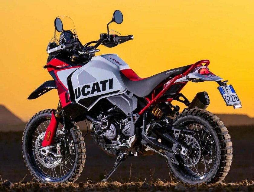 Ducati desertx