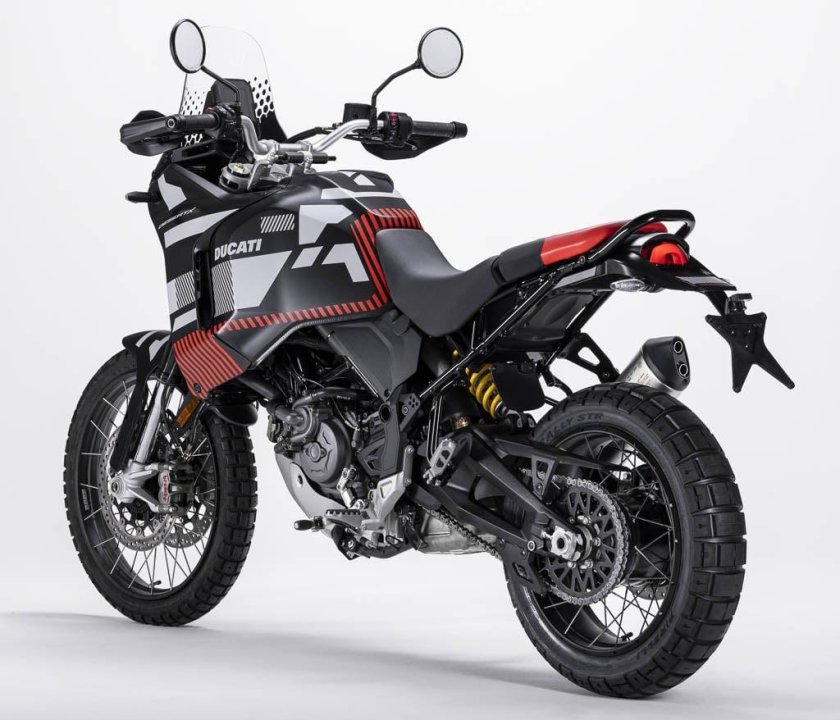 Ducati desertx