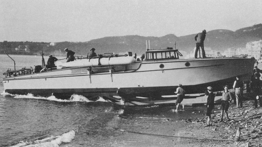 Катер мас 526