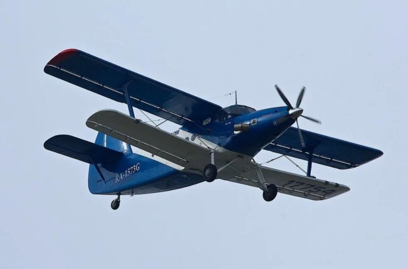 Самолет ан 2