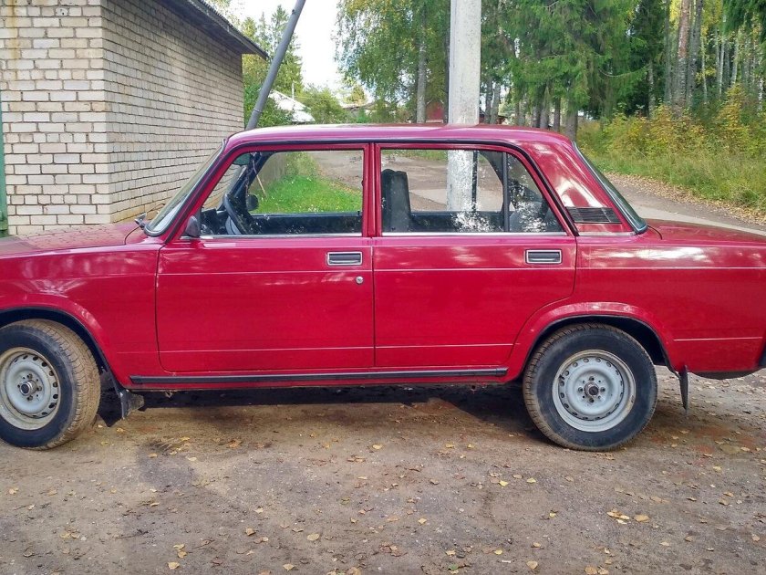 ВАЗ 21074 Вишневая
