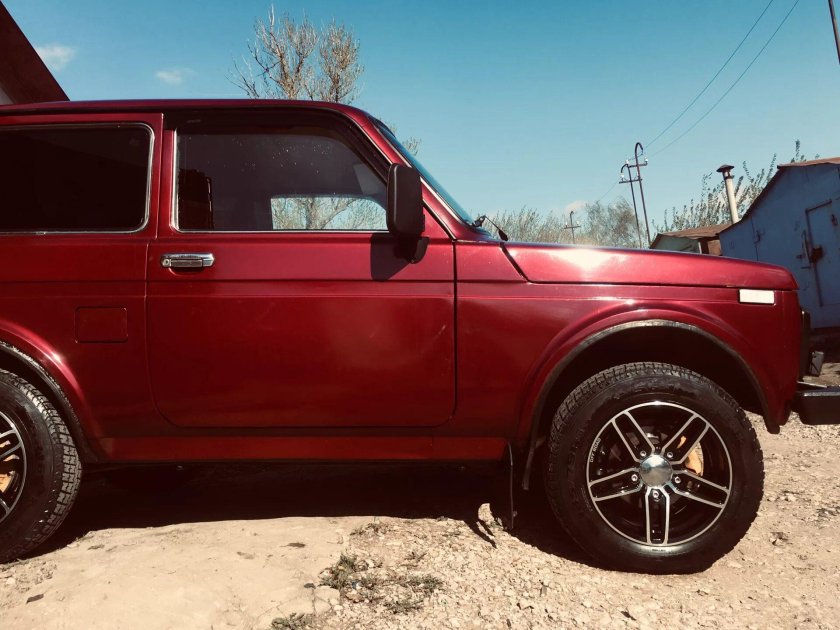 Нива 3д Вишневая Раптор