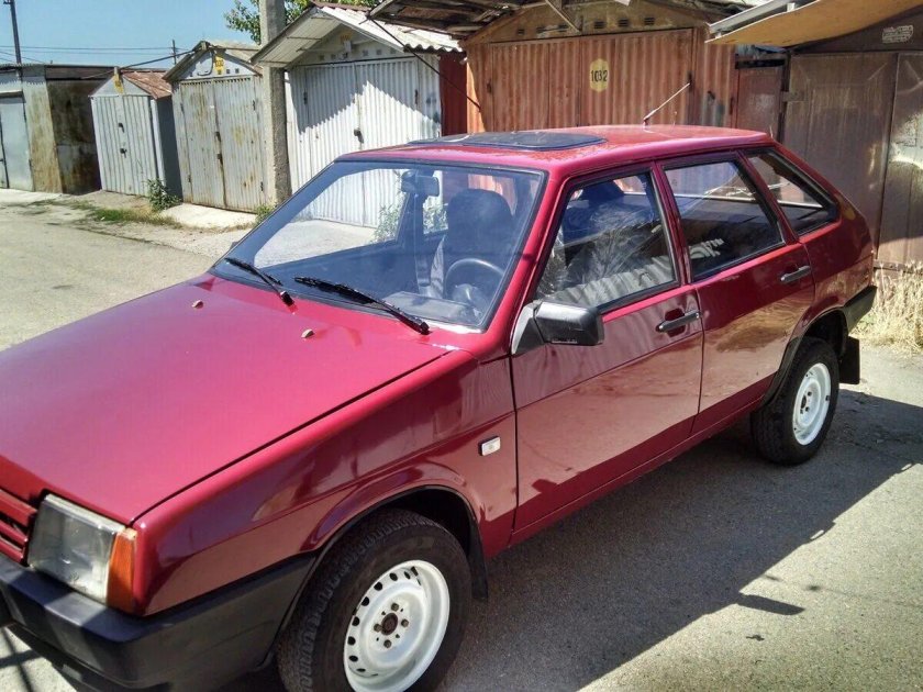 ВАЗ 2109 красный металлик