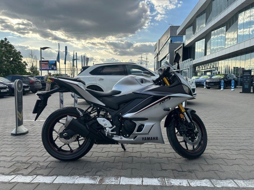 Мотоцикл yamaha