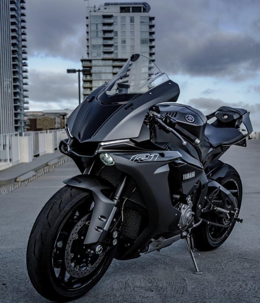 Спортбайк Ямаха
