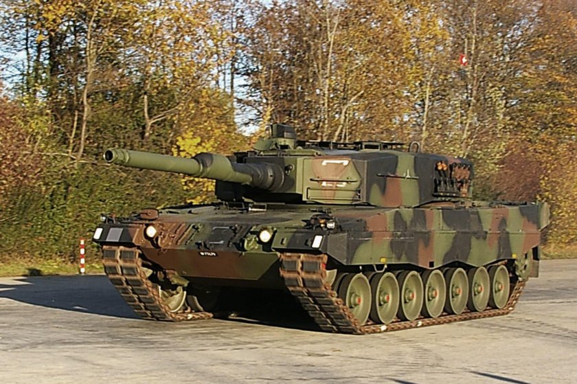 Танк леопард