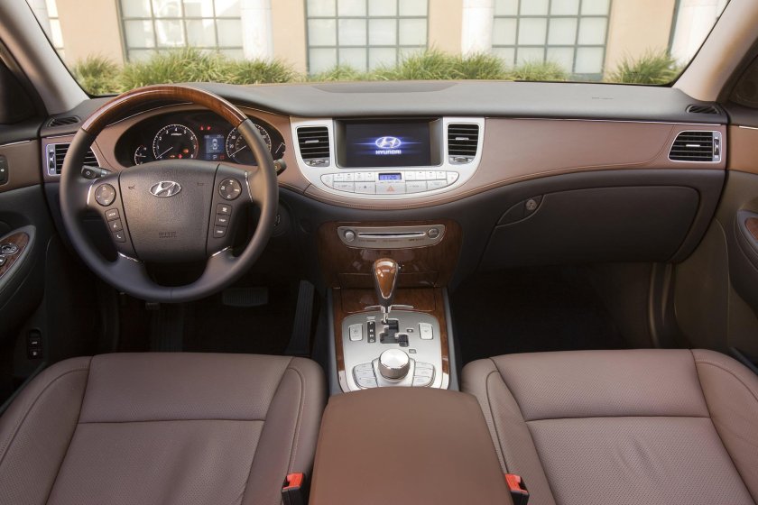 Hyundai Genesis 2009