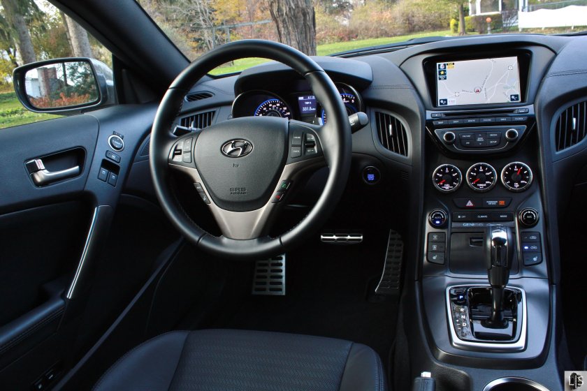 Hyundai Genesis Coupe Interior