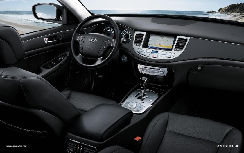 Genesis Hyundai Genesis 2010