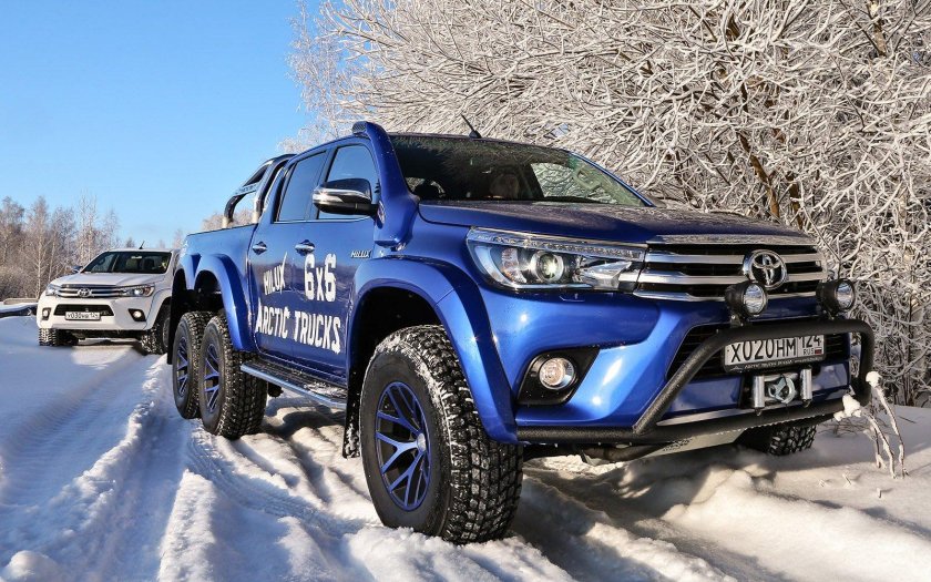 Тойота Хайлюкс Арктик Тракс