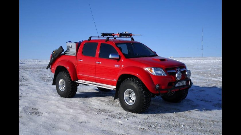 Тойота Хайлюкс Арктик трак