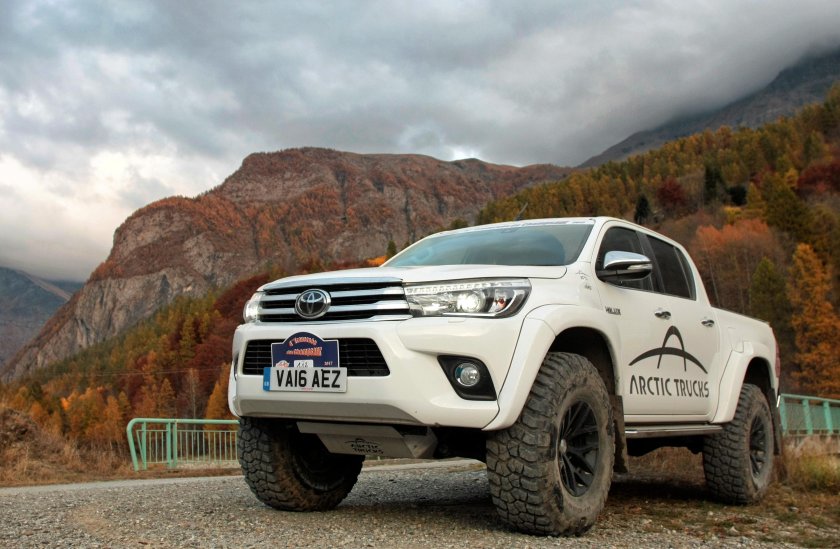 Toyota Hilux Arctic Trucks