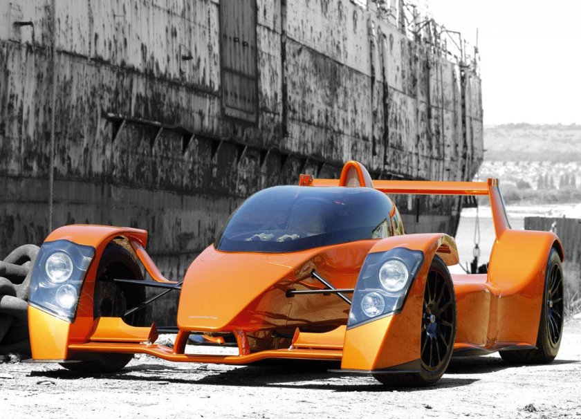 Макларен Caparo t1