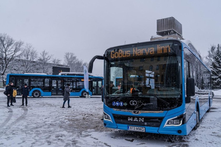 Автобус Нарва