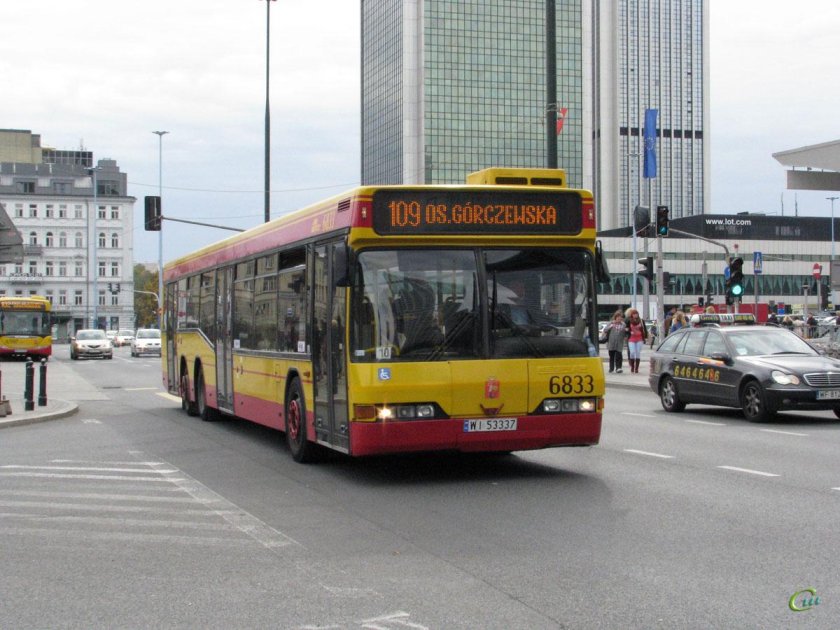 Автобусы в Варшаве