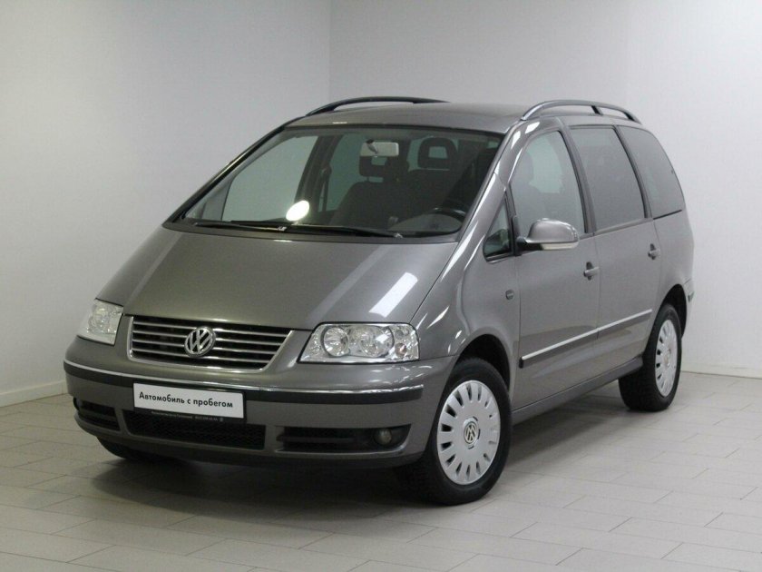 Минивэн Volkswagen Sharan
