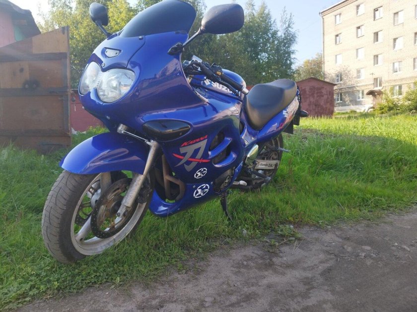 Аккумулятор Сузуки катана 750