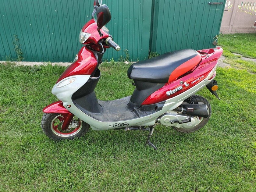 Скутер Скай 50 кубов