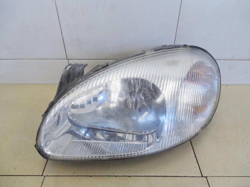 Lanos левая фара
