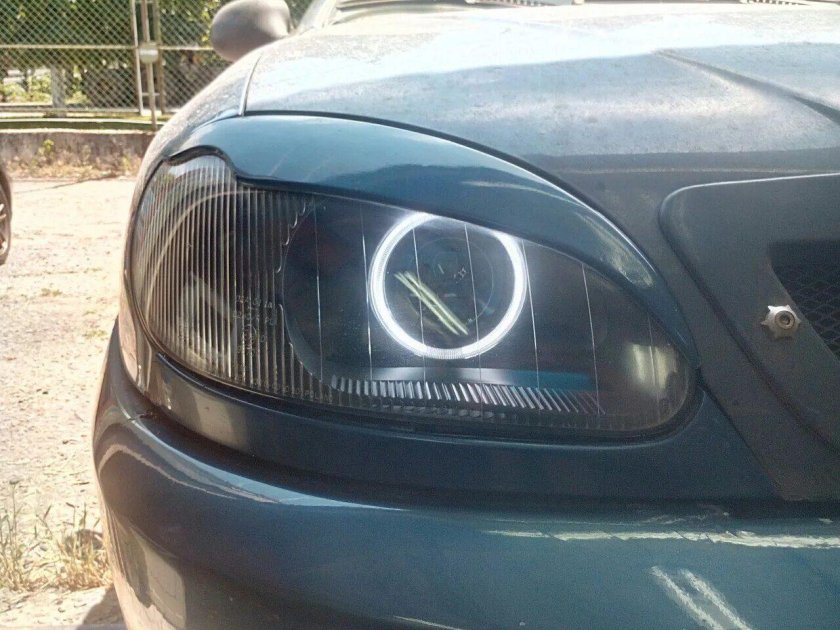 Chevrolet lanos линза