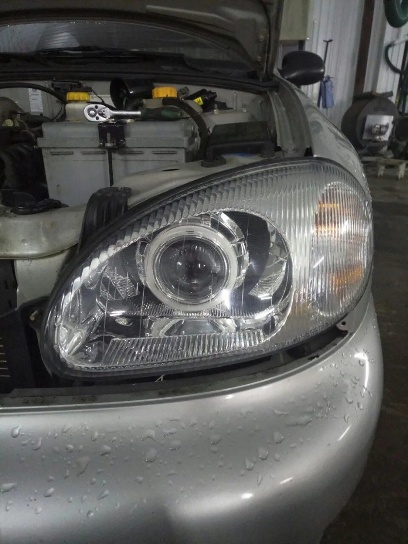 Chevrolet lanos линза