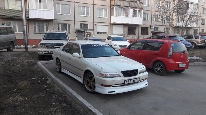 Тойота Креста 100