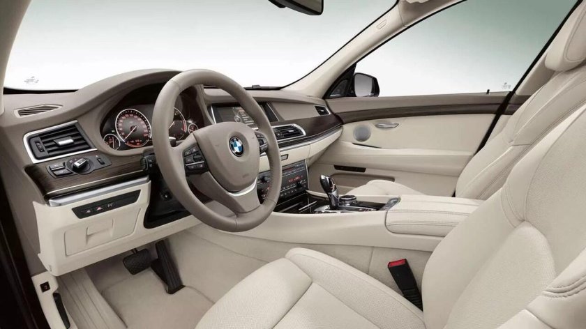 BMW 5 Gran Turismo салон