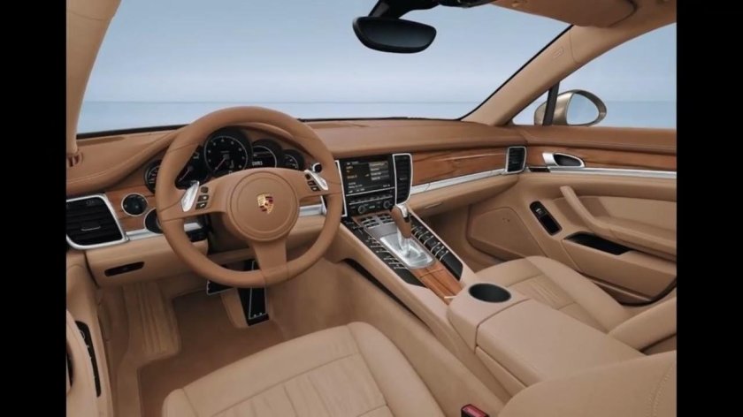 Porsche Panamera 4 салон